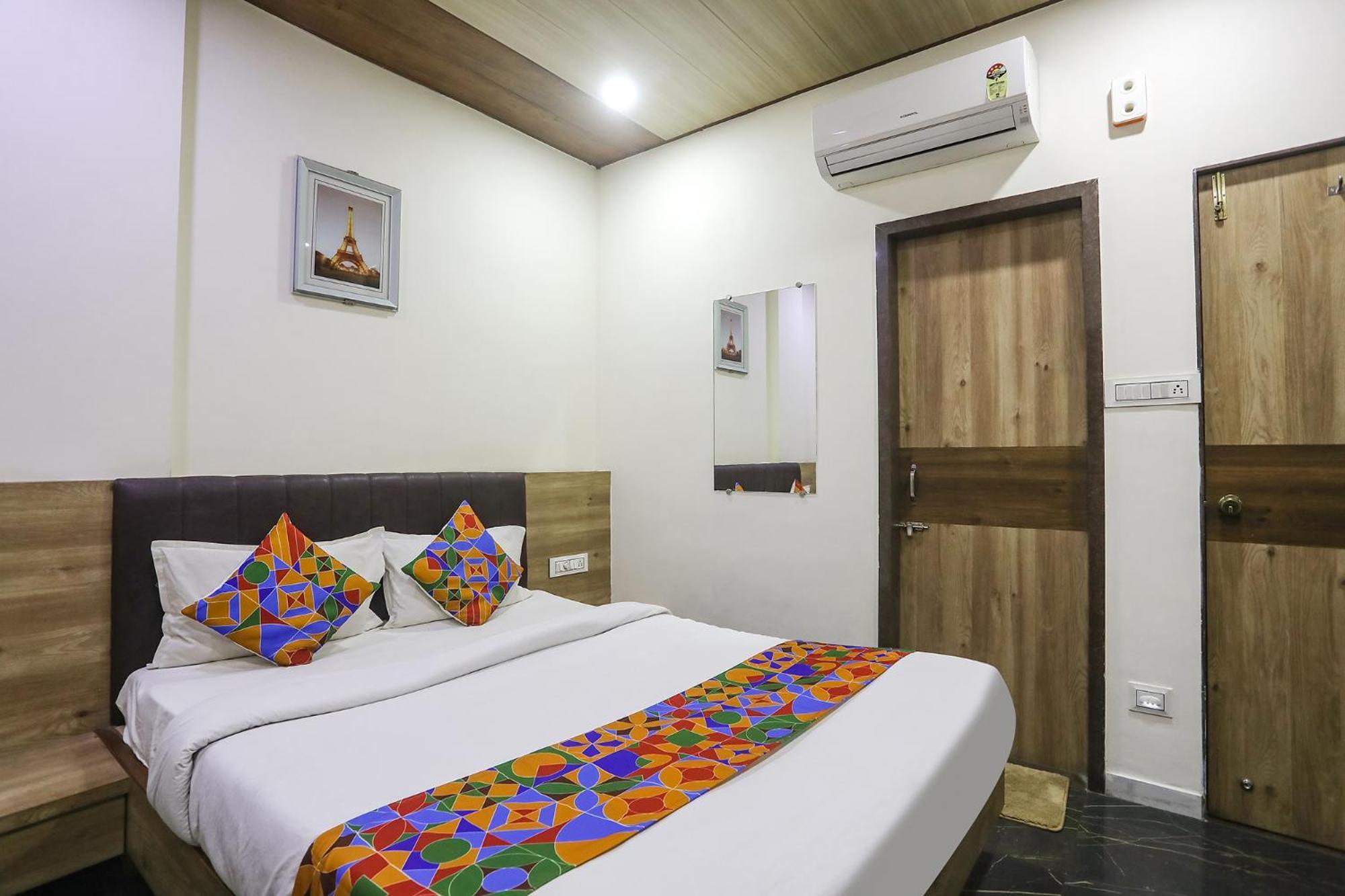 Fabhotel Vedanta Inn - Nr Sitabudli Fort Nágpur Kültér fotó